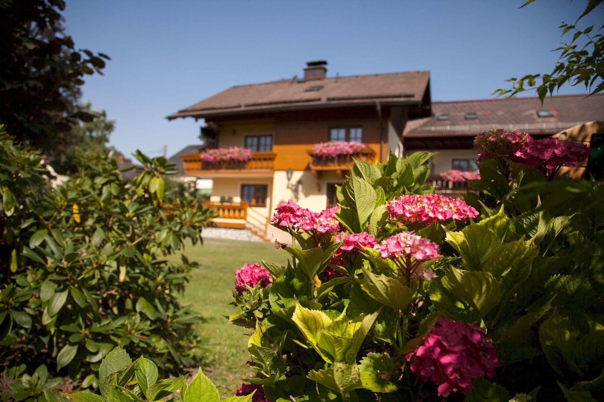 Garten - Hotel Sallerhof Grodig Ngoại thất bức ảnh