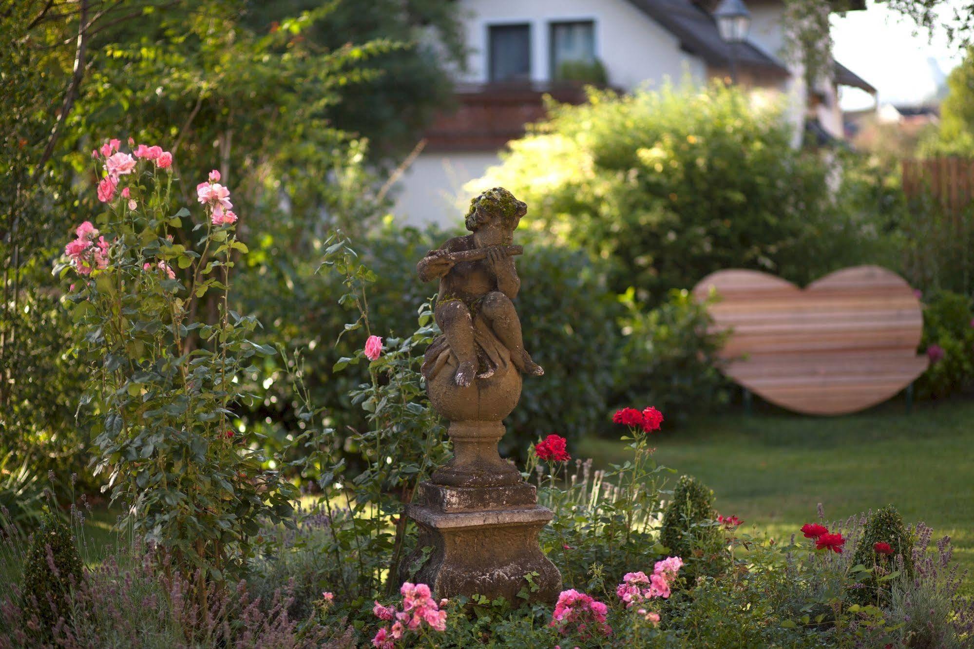 Garten - Hotel Sallerhof Grodig Ngoại thất bức ảnh